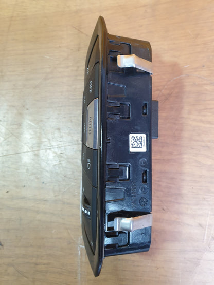 ebay-src:https://i.ebayimg.com/00/s/mtywmfgxmjaw/z/-x4aaoswa4lmajwp/$_57.jpg