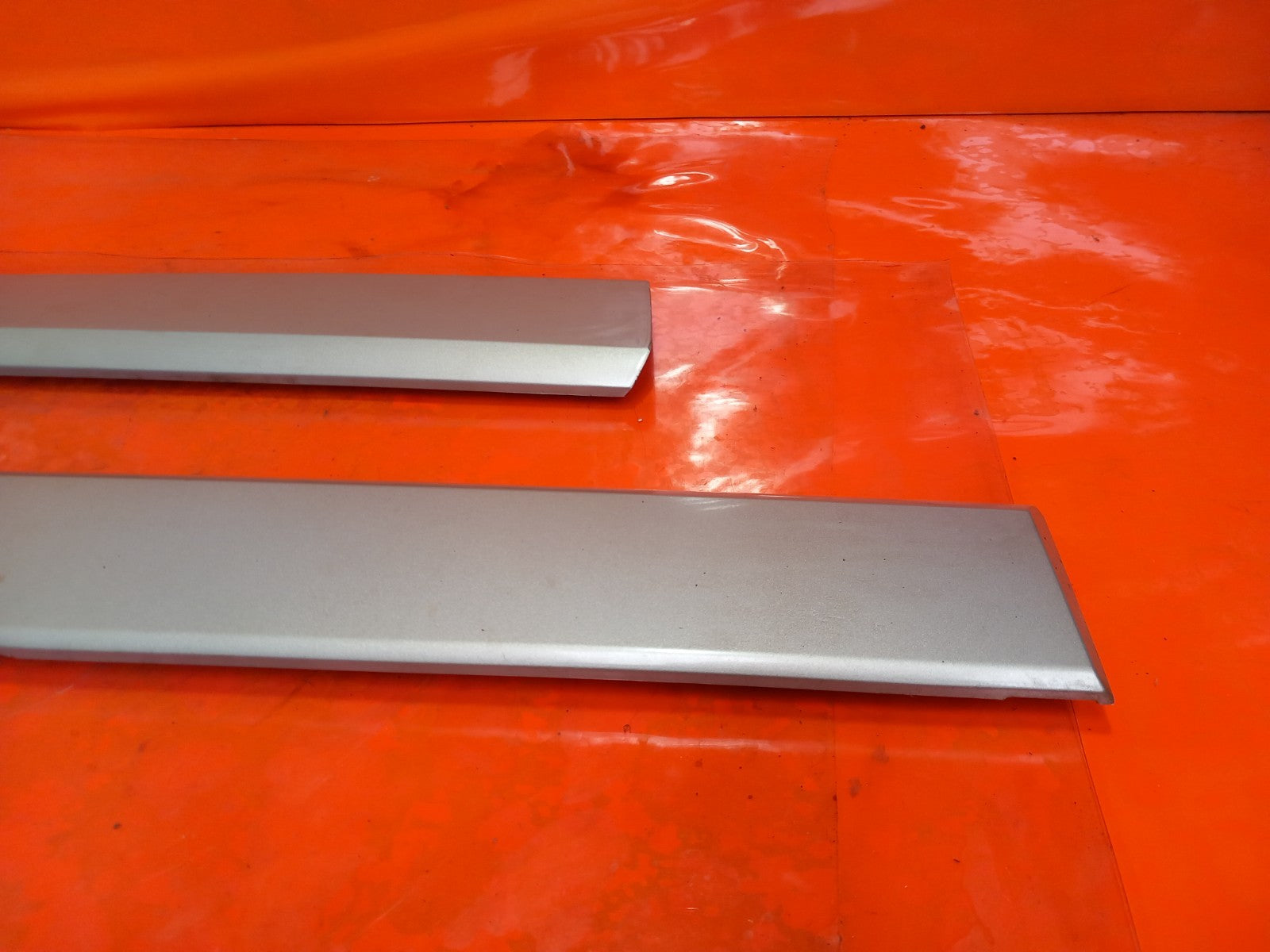 Ford Tourneo Custom 2015 Door Moulding Right Side BK21-V20780-ACW Silver A280 - Image 6