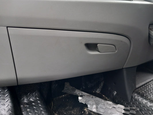 2023 Maxus Deliver 9 Dashboard Glove Box Warranty A425 - Image 1