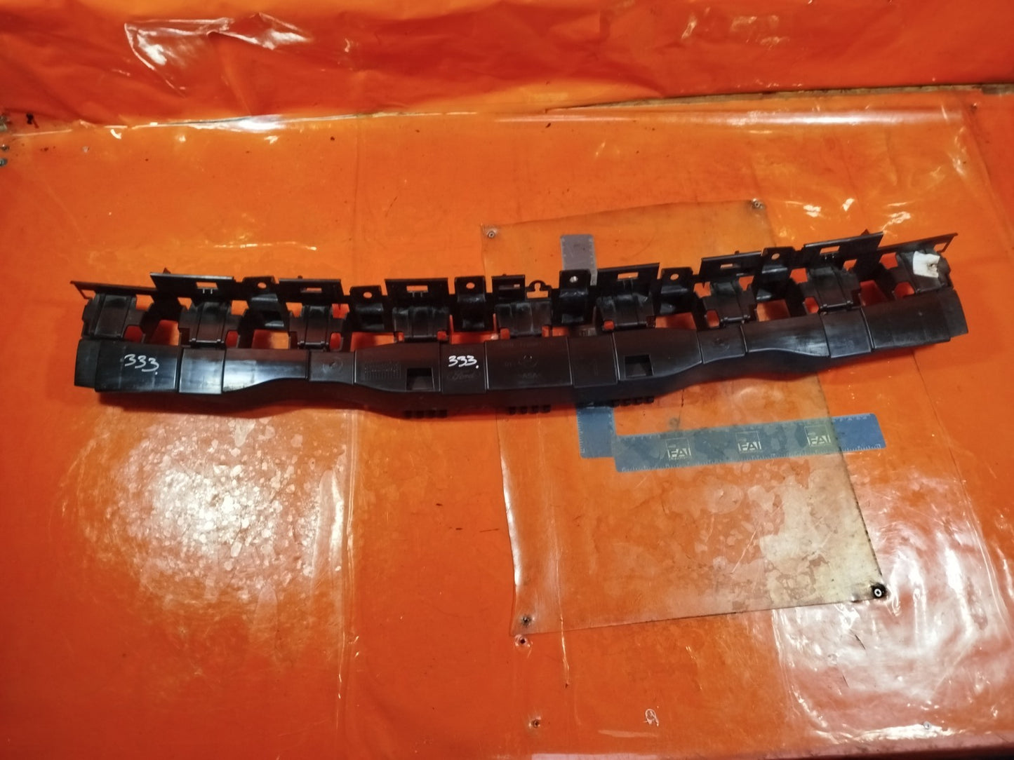 ✅FORD KUGA ST-LINE X 2.5 PETROL 2023 REAR BUMPER BRACKET LV4B17B861DJ Warranty - Image 3