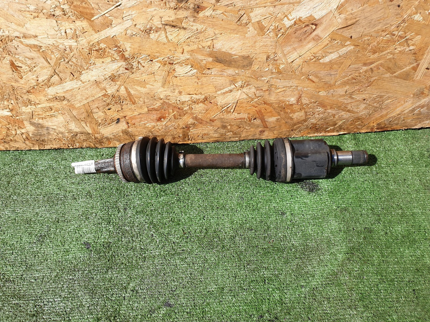 ✅2016 Ssangyong Korando 2.2 Diesel Front Left Manual Driveshaft 41300-34111 A138 - Image 2