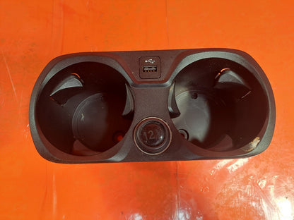 ✅BMW G20 318D M Sport 2.0 Diesel 2021 Centre Console Cup Holder 6806798 83323001 - Image 2