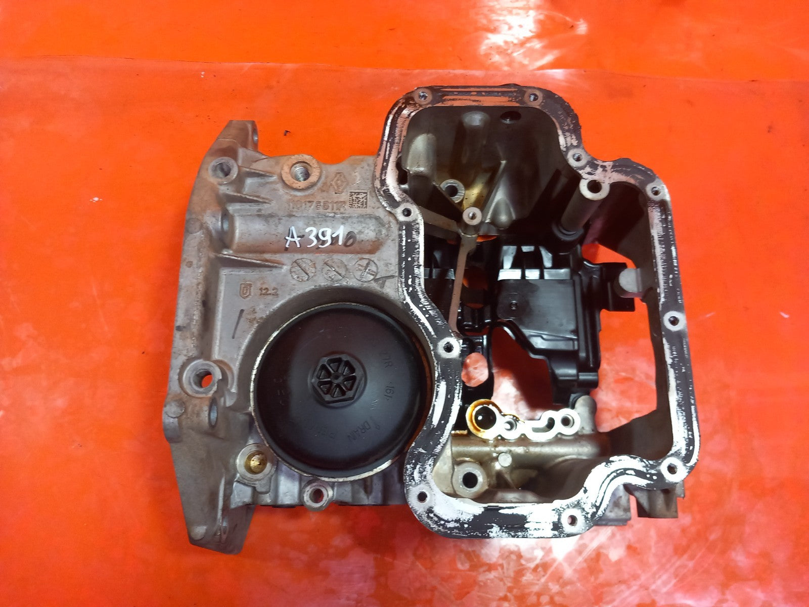 2024 Dacia Jogger Oil Sump Pan 110176811R Warranty A391 - Image 1