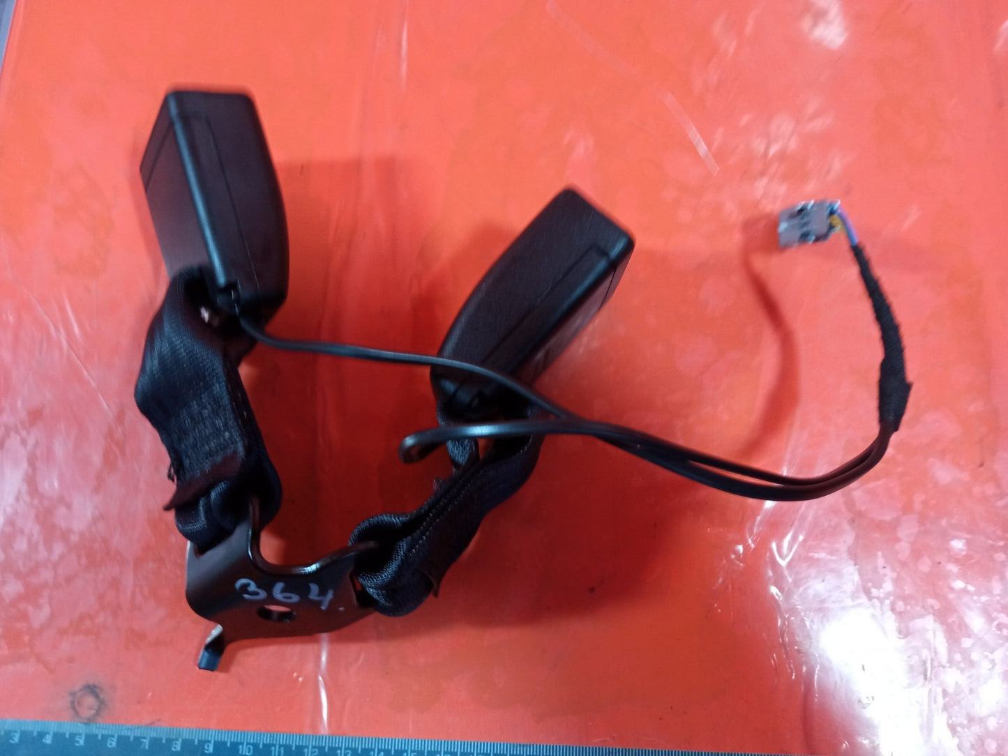 ✅Dacia Duster Journey 1.3 Petrol 2024 Rear Middle Seat Buckle 638253800B A364 - Image 10