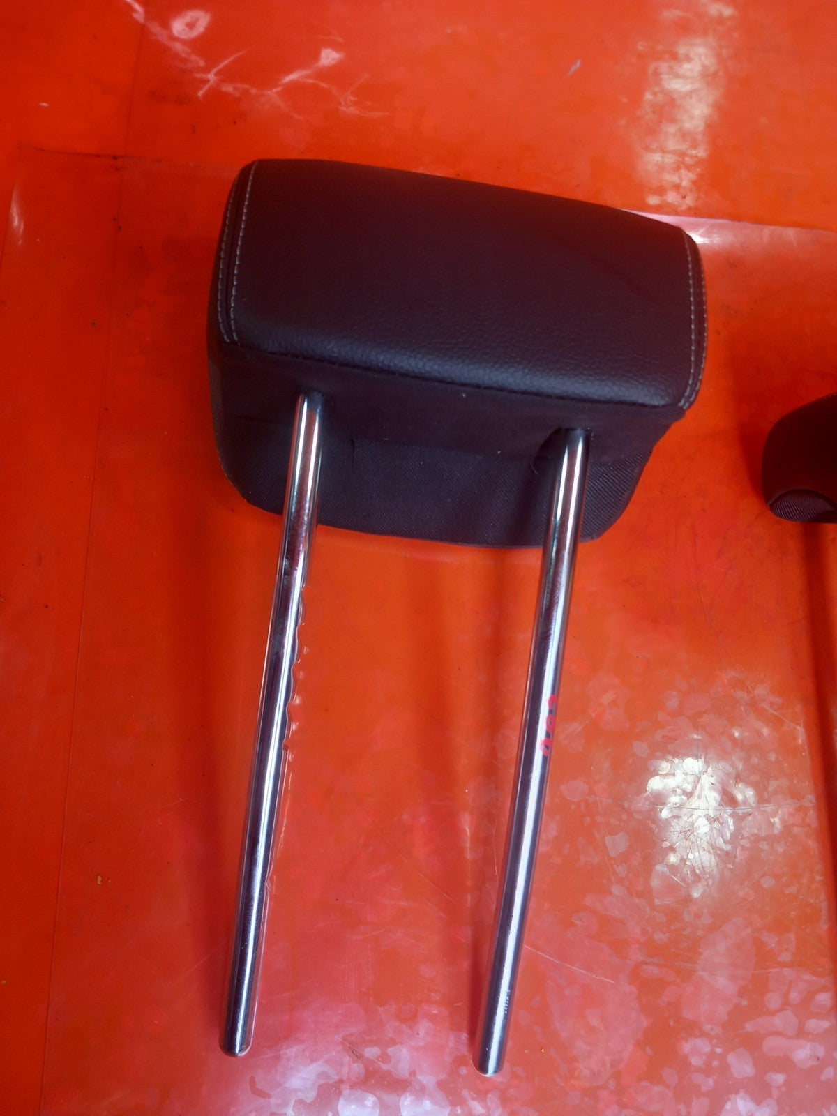 Mercedes W177 A180 Sport 1.5 Diesel 2019 Rear Leather Headrests Pair Warranty - Image 5