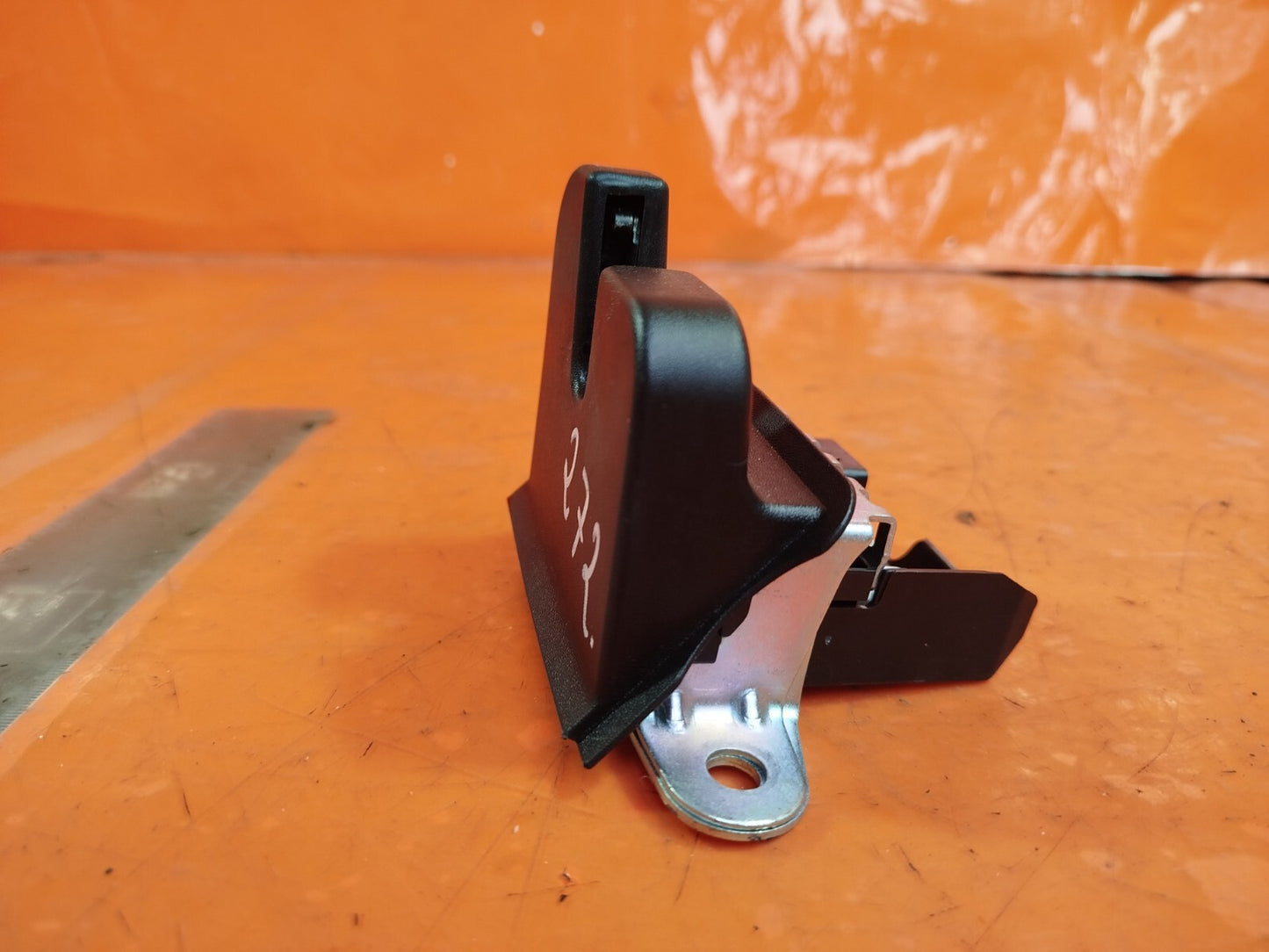 ✅CUPRA BORN V2 Ev 2023 TAILGATE BOOT LOCK Warranty A272 - Image 2