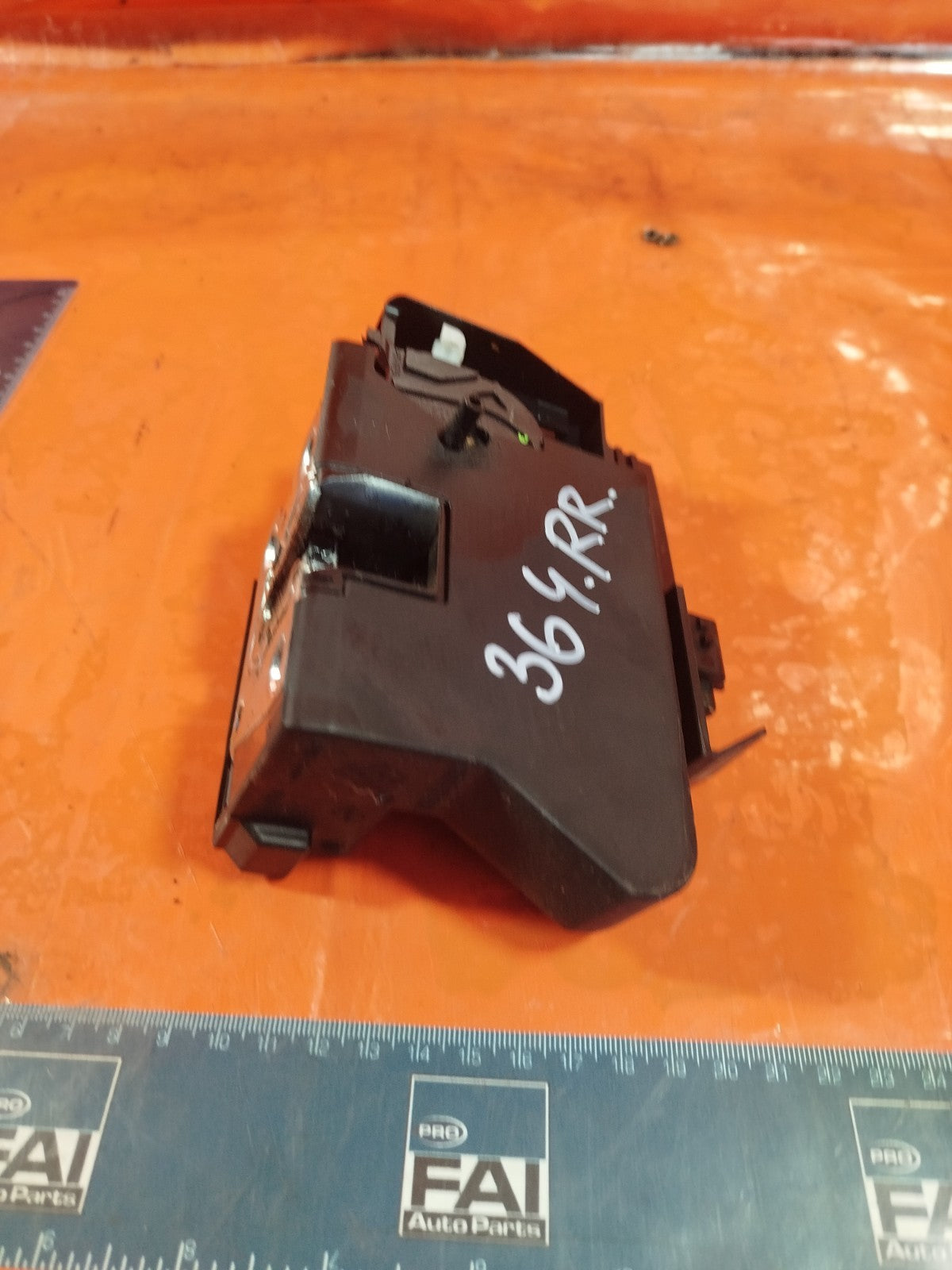 ✅2024 DACIA DUSTER JOURNEY DOOR LOCK REAR RIGHT + WARRANTY A364 - Image 11