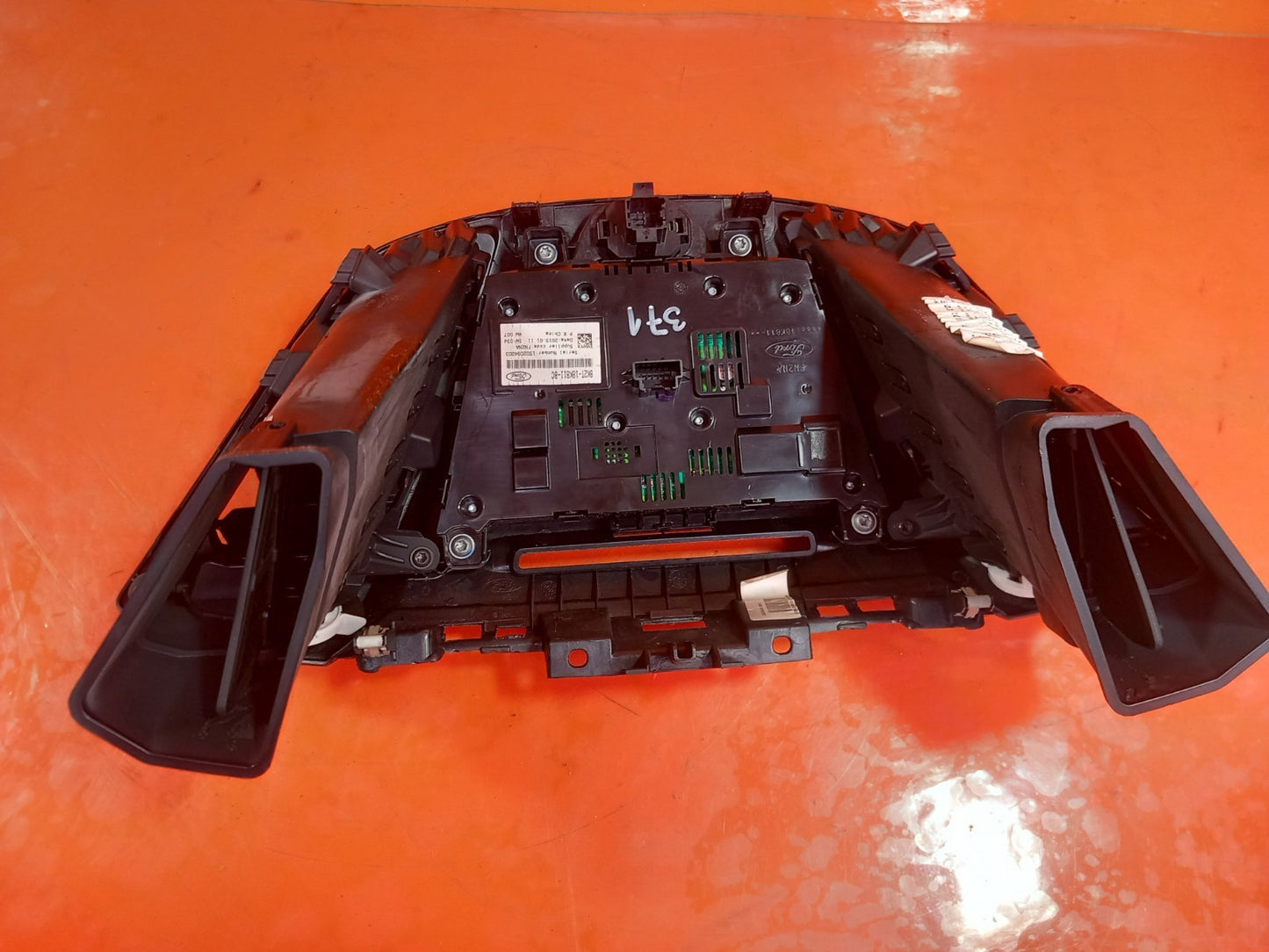 Ford Tourneo Custom 2.2 Diesel 2015 Radio Control Switch Panel BK2T18K811BC A371 - Image 9