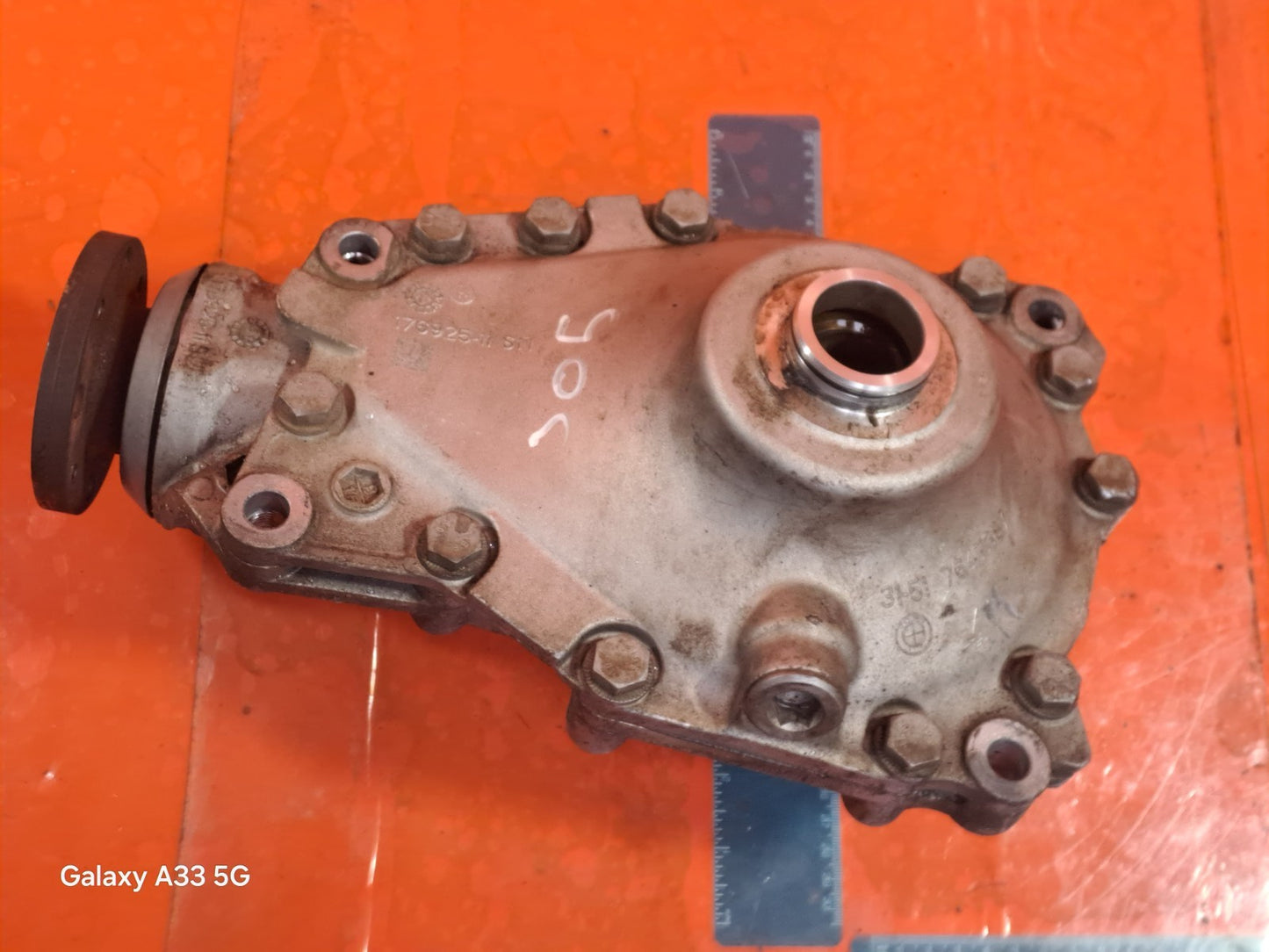 ✅BMW 330E G21 2.0 PETROL 2022 FRONT DIFFERENTIAL DIFF 7647387 7647386 176925-11 - Image 1