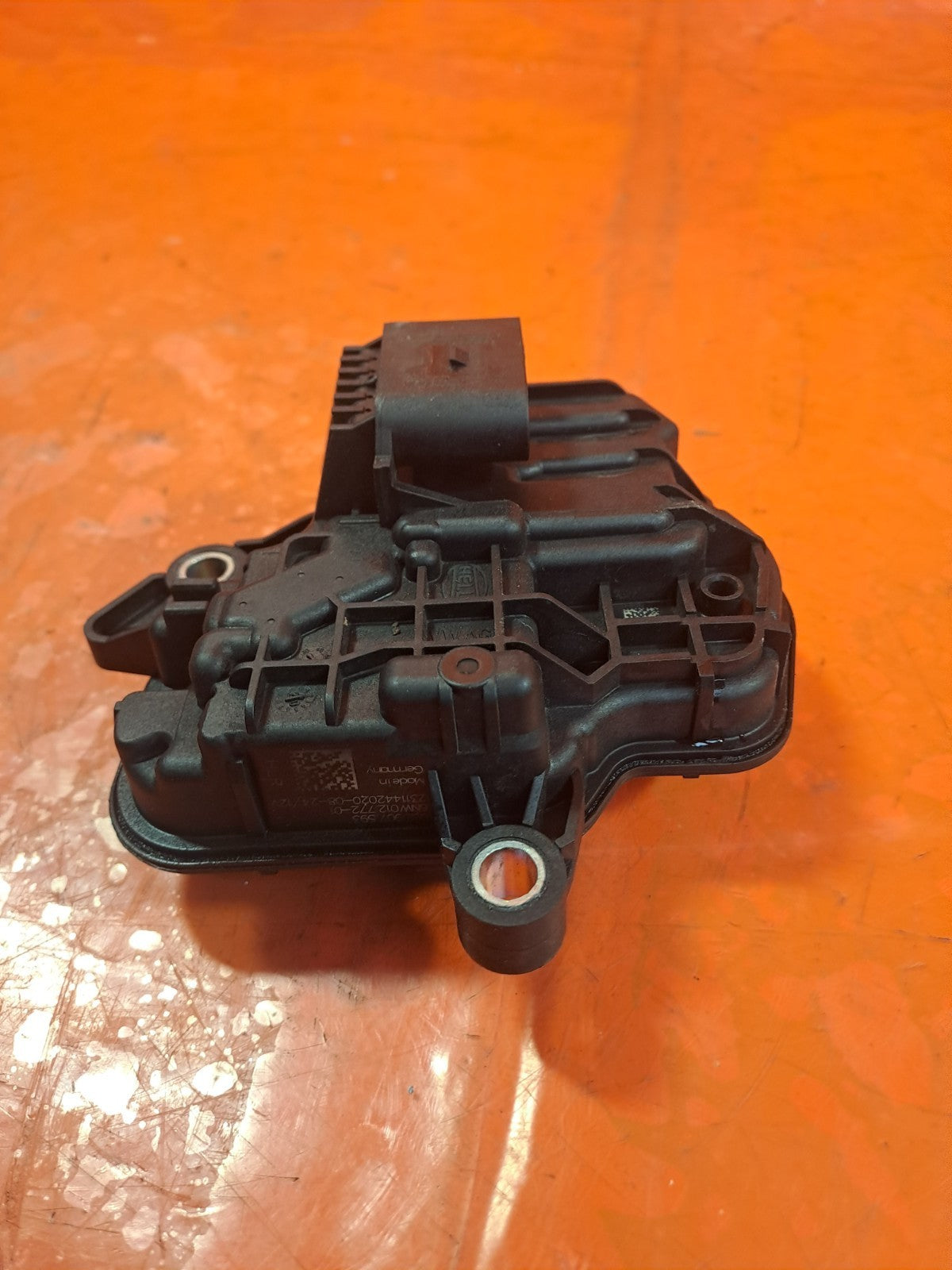 ebay-src:https://i.ebayimg.com/00/s/mtywmfgxmjaw/z/kycaaeswipvpnl91/$_57.jpg