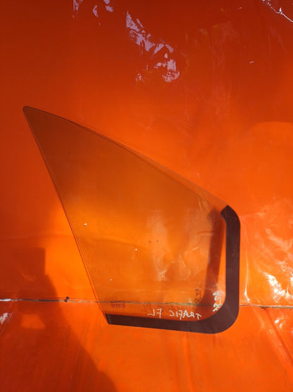 ✅RENAULT TRAFIC MK3 Sl27 1.6 DIESEL 2016 FRONT LEFT DOOR QUARTER WINDOW GLASS - Image 11