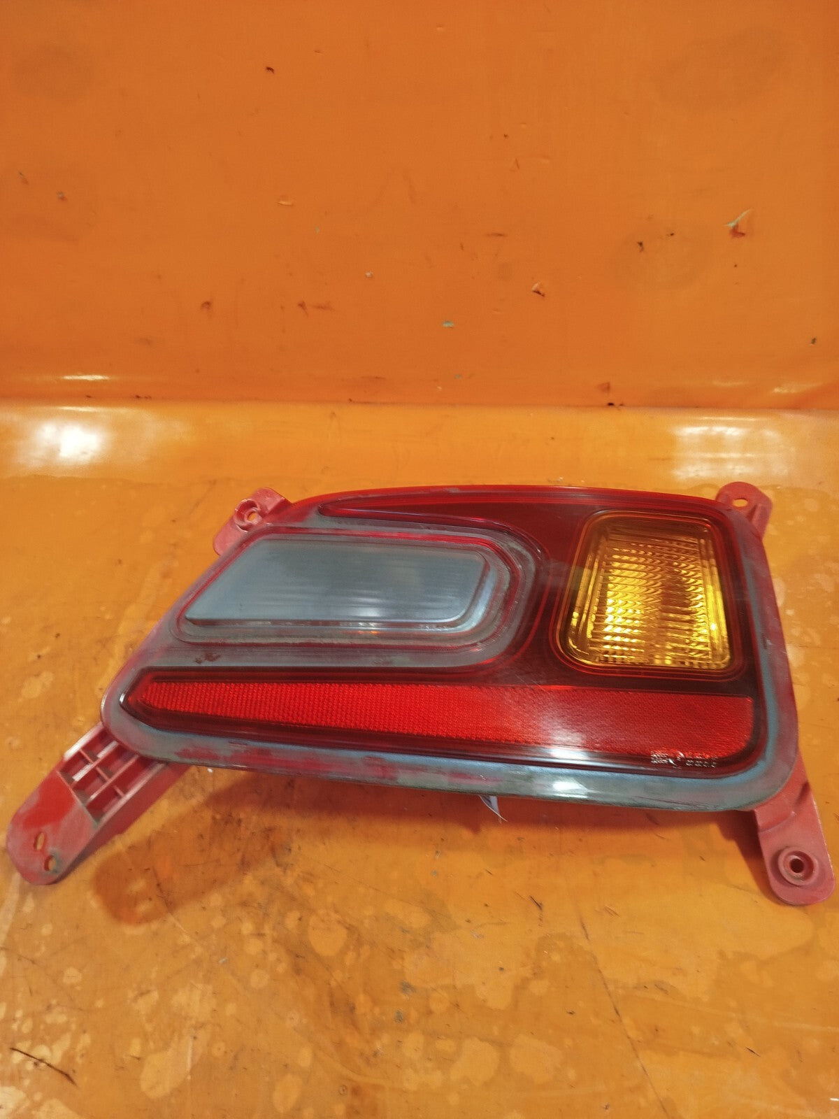 ✅HYUNDAI KONA 1.0 PETROL 2019 REAR RIGHT FOG LIGHT 92406-J9010 Warranty A258 - Image 1
