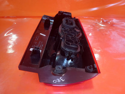 ✅2020 Vauxhall Vivaro 2900 Dynamic Rear Left Tail Light 9808243180 Warranty A380 - Image 11