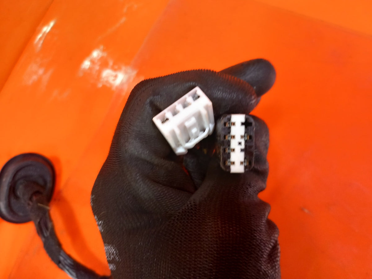 ebay-src:https://i.ebayimg.com/00/s/mtiwmfgxnjaw/z/h0maaeswvr5qhry~/$_57.jpg