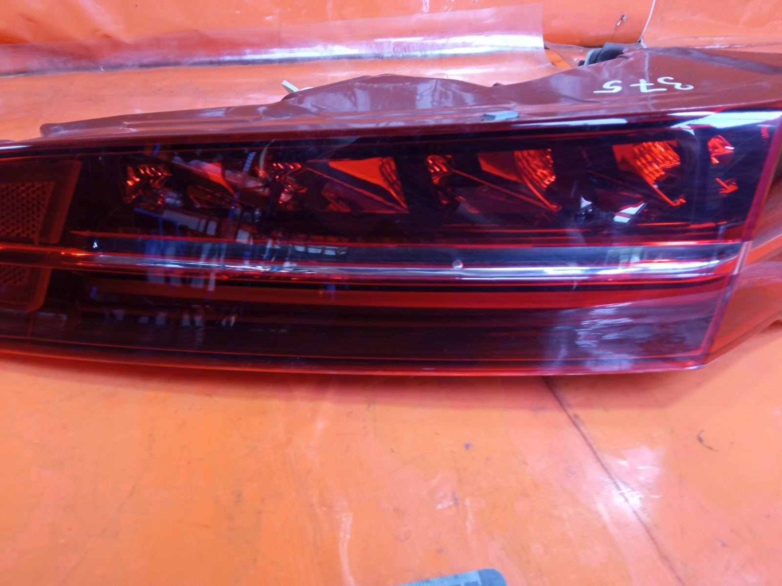 ebay-src:https://i.ebayimg.com/00/s/mtiwmfgxnjaw/z/yzuaaeswc-fp3ok9/$_57.jpg
