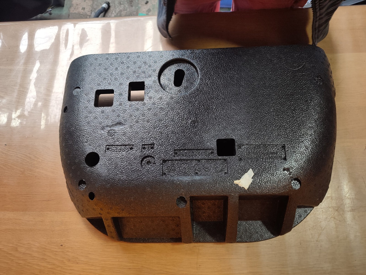 ✅2020 PEUGEOT 2008 MK2 GT EV ELECTRIC BOOT TRAY BOX FOAM 9833201480 A193 - Image 7