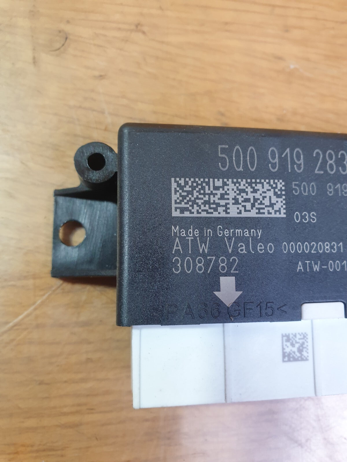 ✅2015 AUDI A3 E-TRON 1.4P PARKING DISTANCE CONTROL MODULE UNIT 5Q0919283F A204 - Image 3