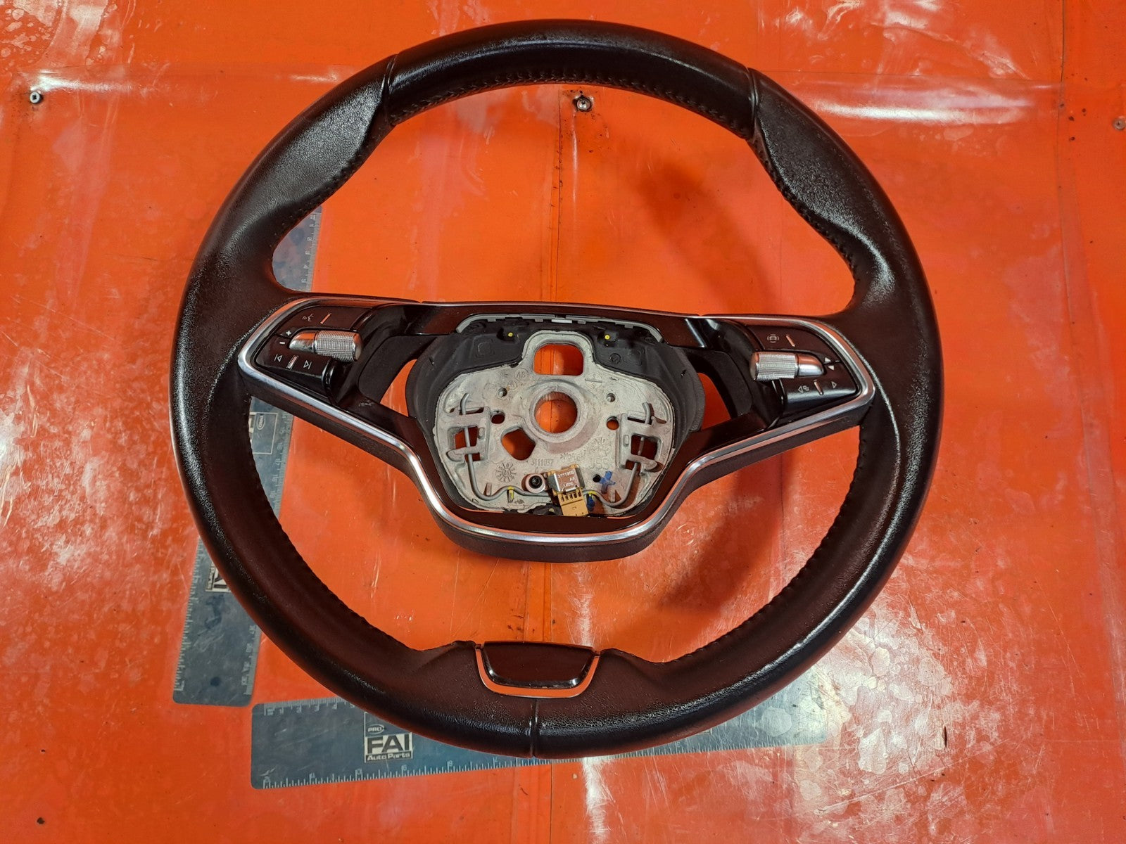 ✅SKODA KAMIQ Se 1.5 PETROL 2024 MULTIFUNCTION LEATHER STEERING WHEEL 5E3419093DA - Image 1