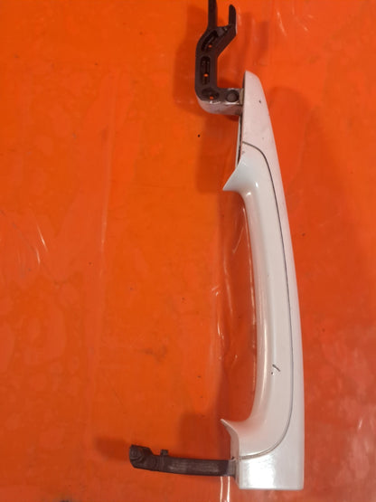 ✅BMW F33 420D M SPORT 2.0 DIESEL 2015 EXTERIOR DOOR HANDLE WHITE Warranty A367 - Image 7