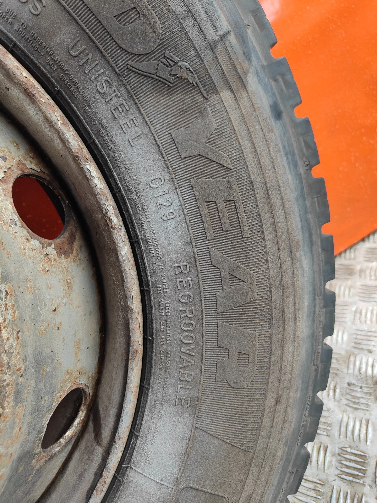 ✅2003 VOLVO FL 5.5D REAR ALLOY WHEEL WITH TYRE 265/70 R19.5 + WARRANTY A324 - Image 10