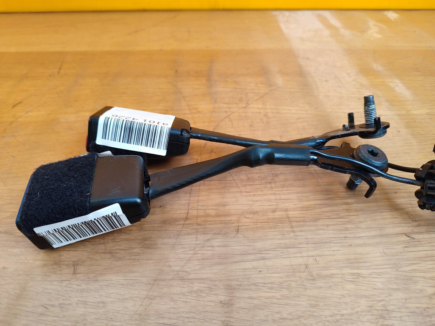 ✅Range Rover Evoque 2.2 Diesel 2012 Front Seat Belt Buckle 2x BJ3261208AE A101 - Image 6