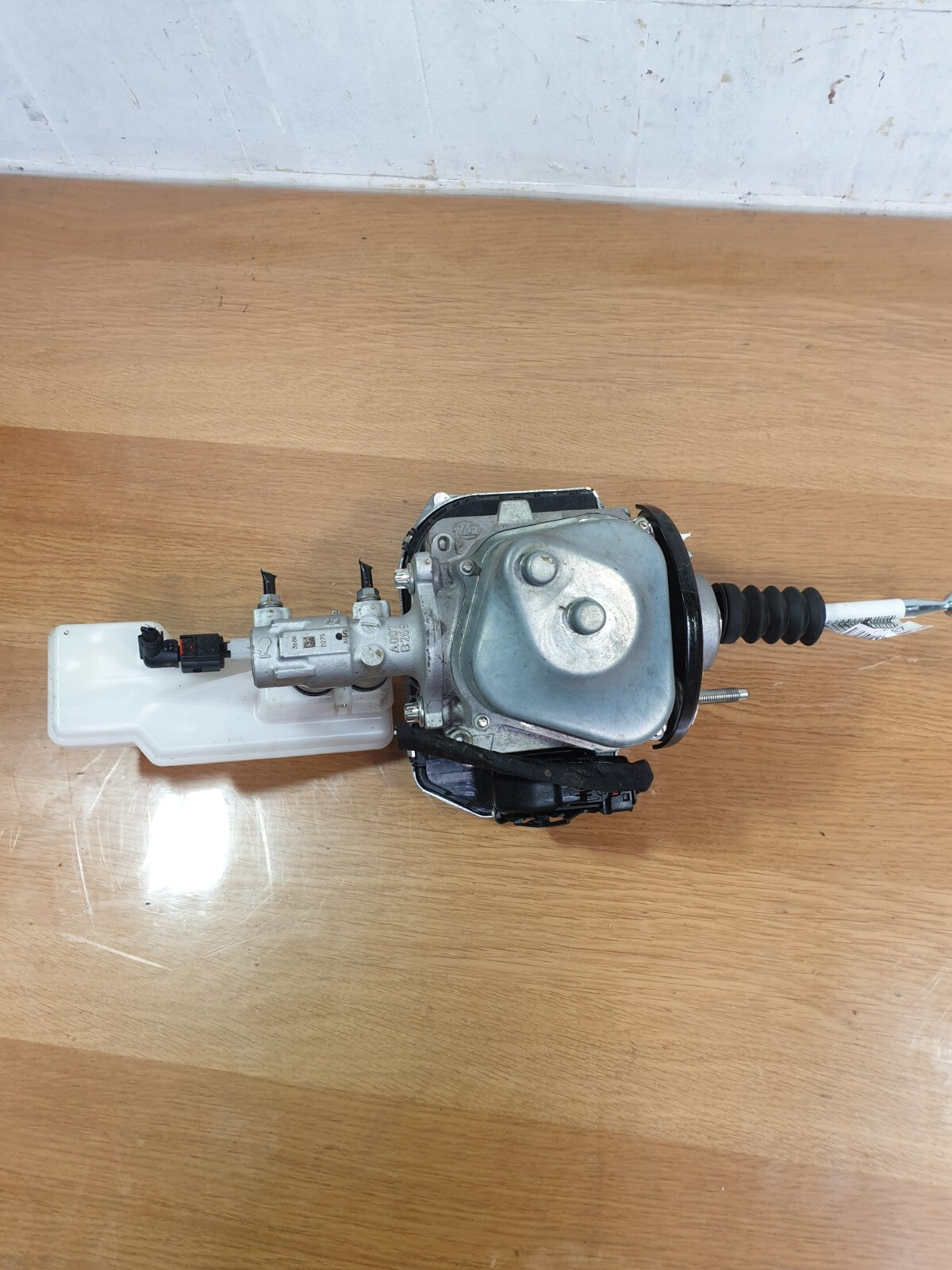 ebay-src:https://i.ebayimg.com/00/s/mtywmfgxmjaw/z/lvoaaoswg2jmvj1a/$_57.jpg