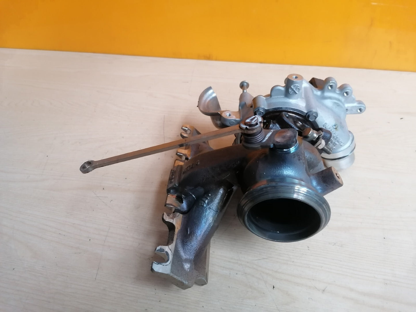 ebay-src:https://i.ebayimg.com/00/s/mtiwmfgxnjaw/z/mkuaaoswakdkotmc/$_57.jpg