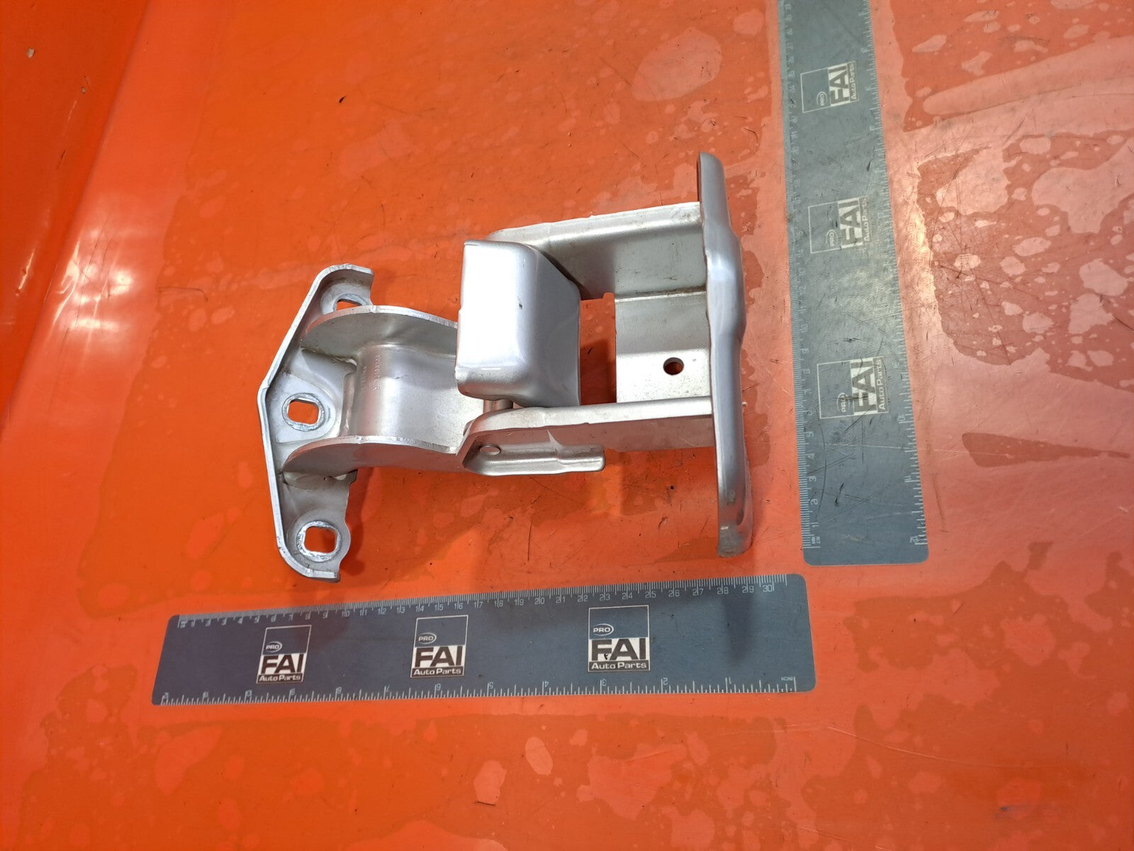 ✅Renault Trafic III 2016 1.6 Diesel REAR LEFT UPPER DOOR HINGE 90400670R A256 - Image 10