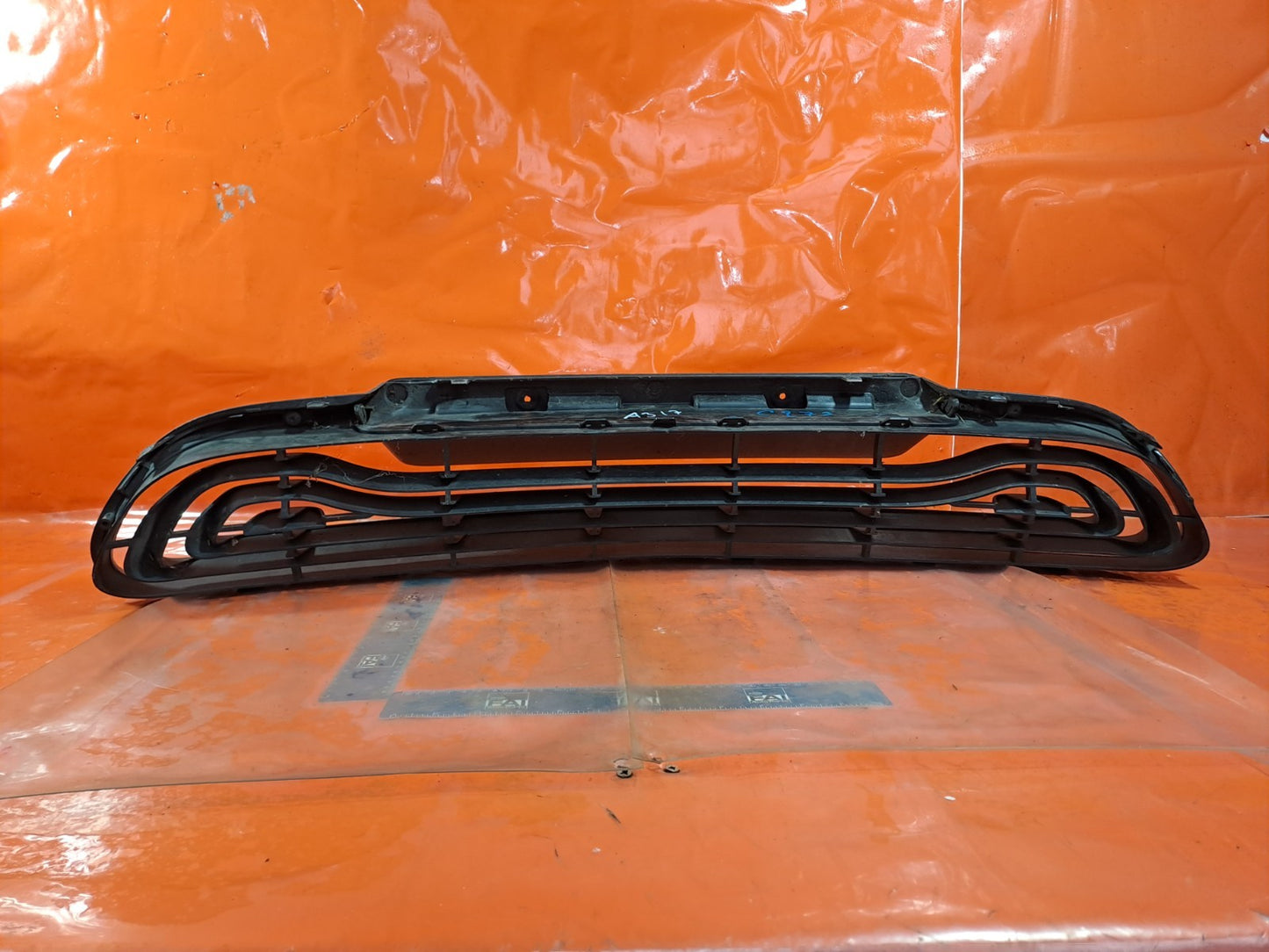 ✅2015 RENAULT ZOE DYNAMIQUE FRONT BUMPER LOWER GRILLE 1119778X + WARRANTY A317 - Image 8