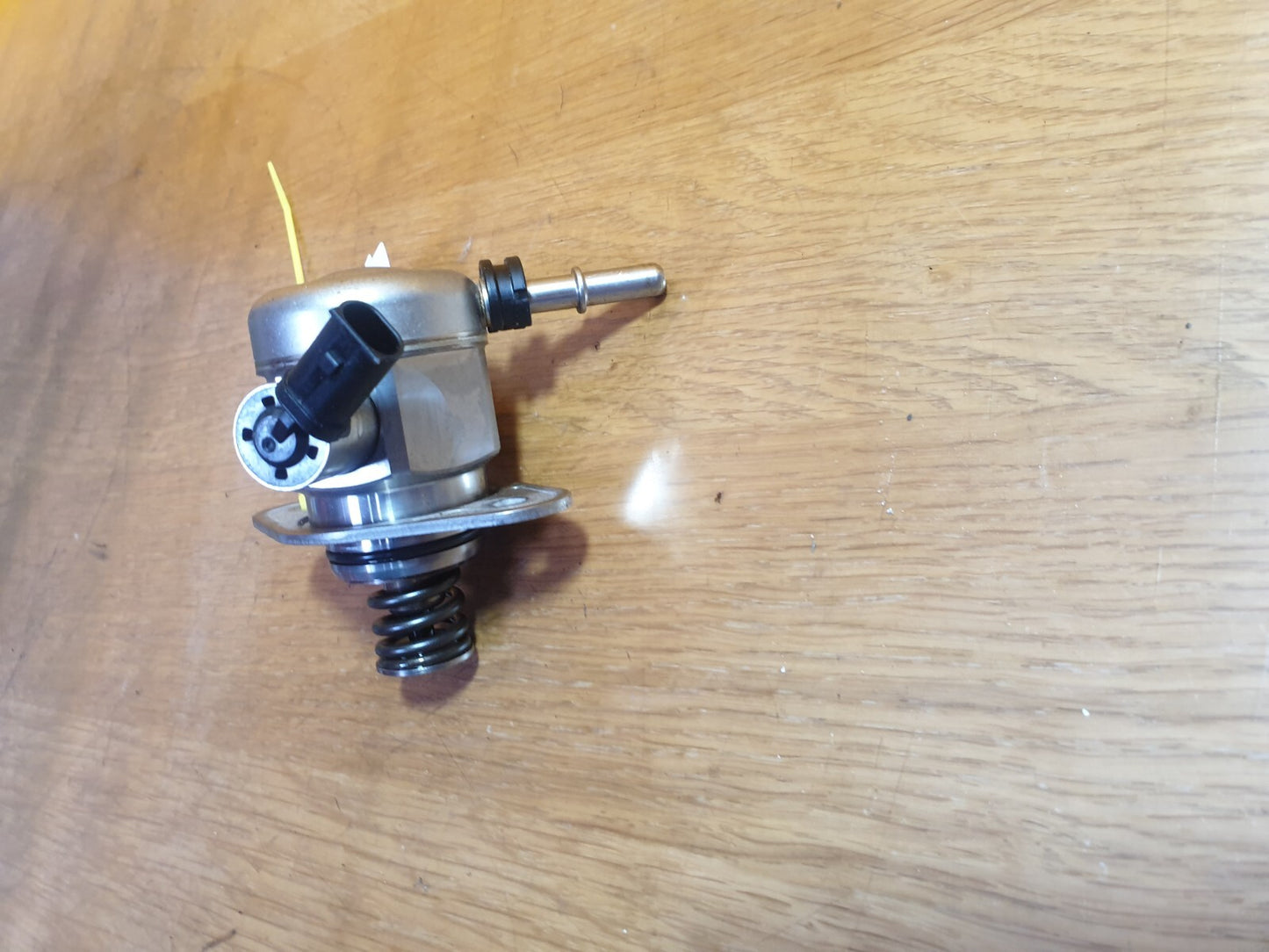 ebay-src:https://i.ebayimg.com/00/s/mtiwmfgxnjaw/z/nnmaaosw1njmt2j-/$_57.jpg