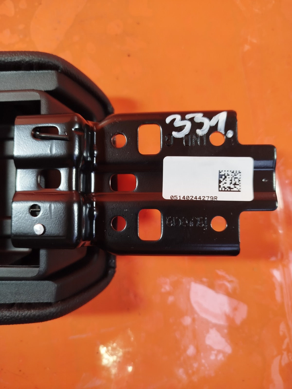 ✅RENAULT CLIO V 1.6 PETROL 2025 CENTRE CONSOLE LEATHER ARMREST Warranty A331 - Image 5