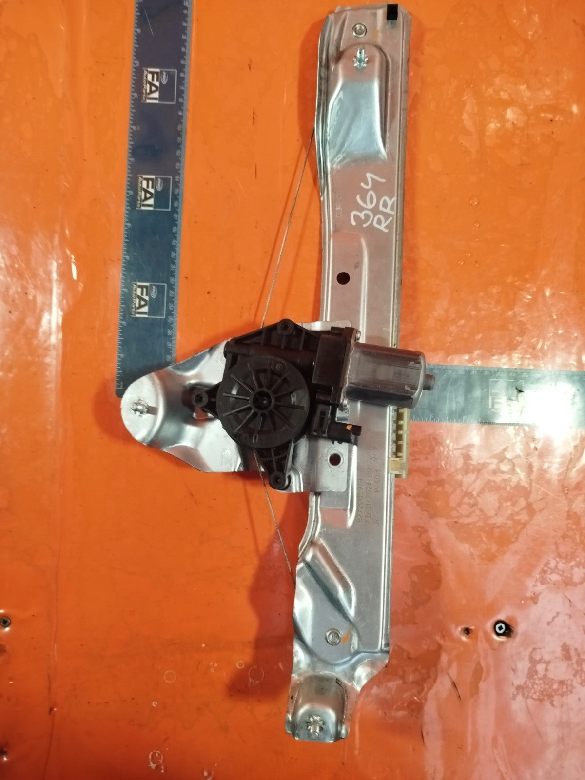 ✅2024 DACIA DUSTER JOURNEY REAR RIGHT WINDOW MOTOR REGULATOR 827208597R A364 - Image 4