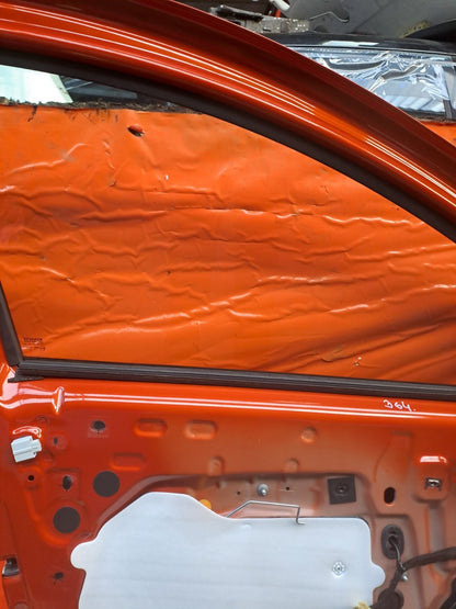 ✅2024 Dacia Duster Journey Front Left Door Orange Dent + Warranty A364 - Image 12