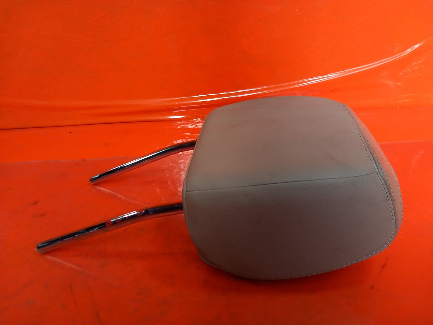 Range Rover Evoque L538 2018 Front Headrest Leather Warranty A108 - Image 8
