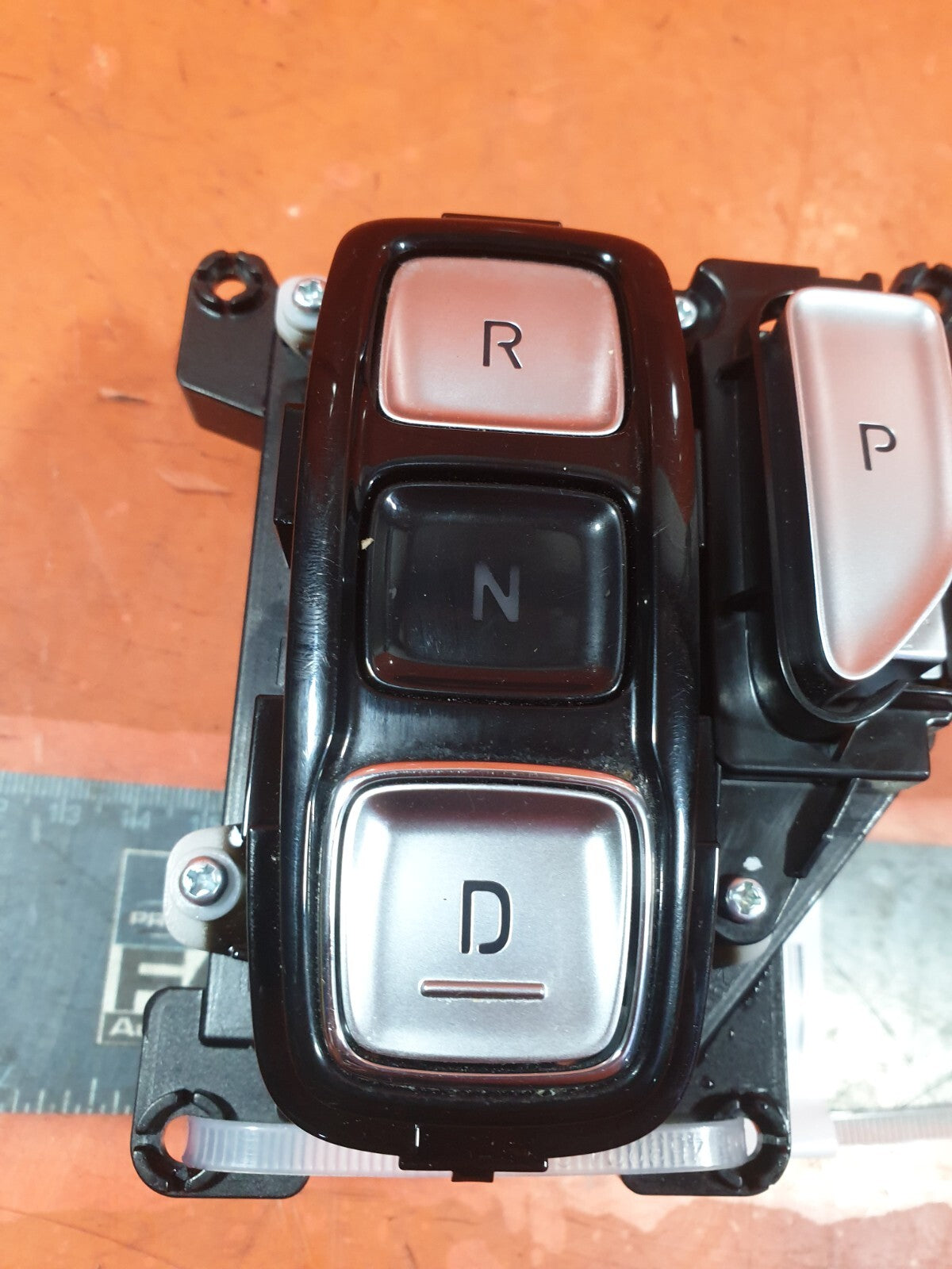 ✅Hyundai Tucson MK4 Ultimate 2023 1.6 Petrol AUTO GEAR SELECTOR UNIT 299228620 - Image 3