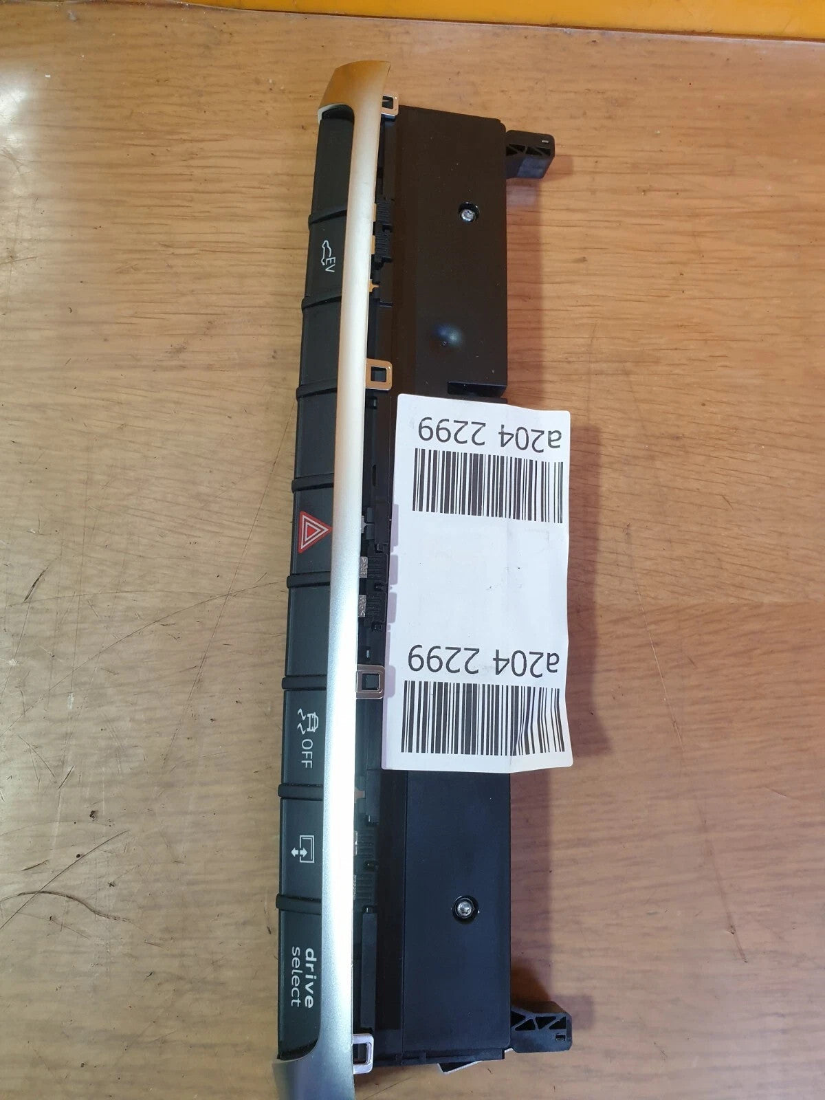 Audi A3 E-Tron 1.4 Petrol 2015 Hazard Warning Traction Control Switch Panel A204 - Image 3
