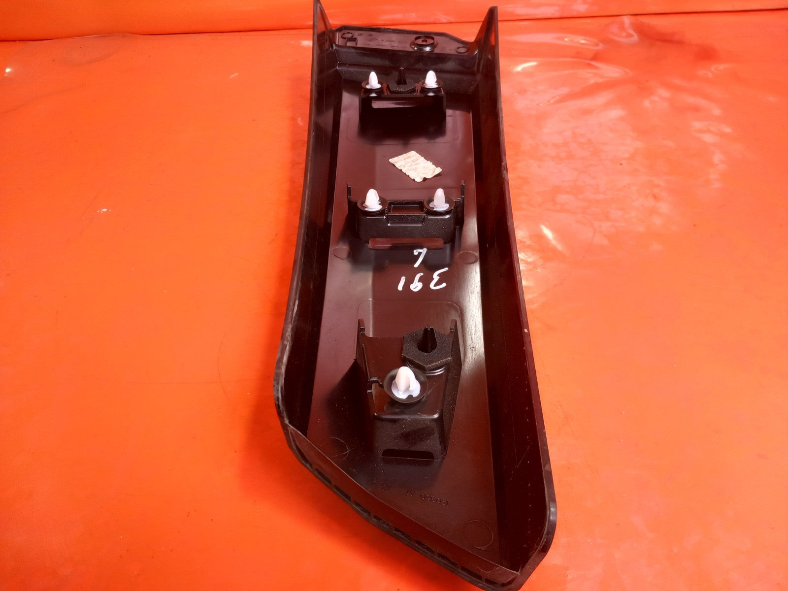 2024 Dacia Jogger External B-Pillar Trim Left Side 768198592R Warranty A391 - Image 7