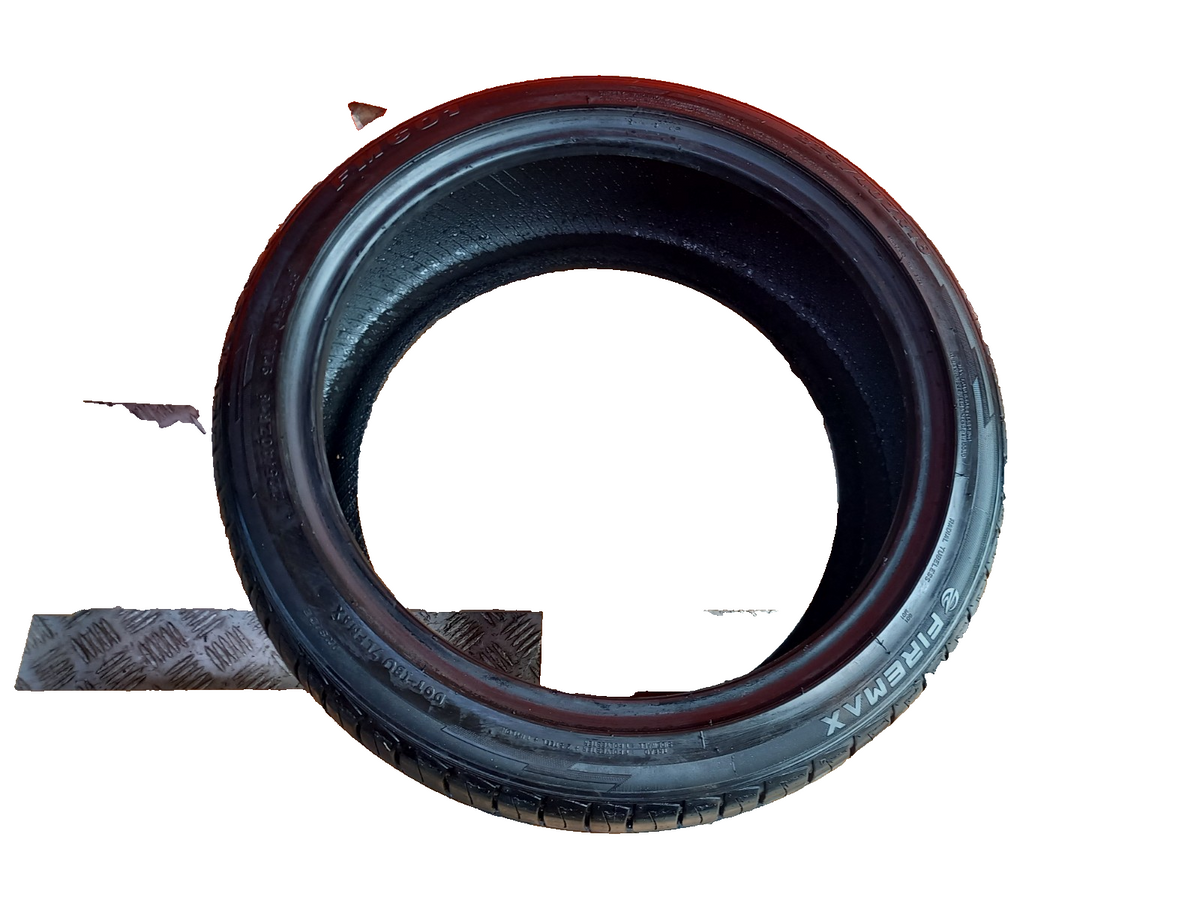 Firemax FM601 Tyre 225/40 ZR18 6.80 mm Warranty xAA - Image 1