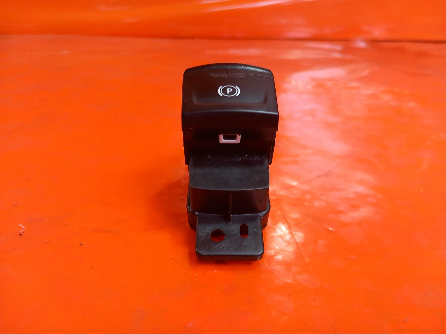 2024 Dacia Jogger Electric Parking Brake Switch 251756399R Warranty A391 - Image 2