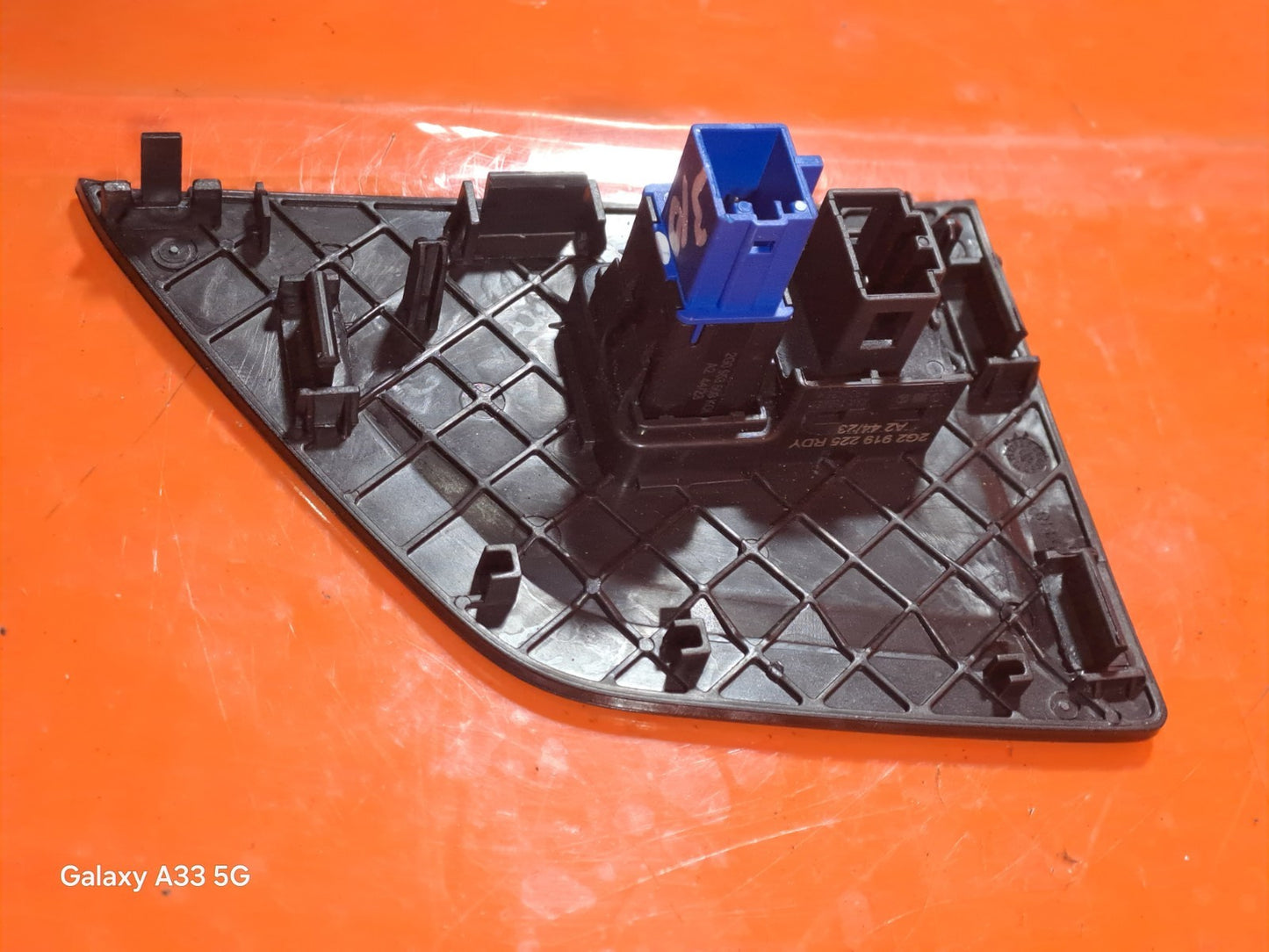 ebay-src:https://i.ebayimg.com/00/s/mtiwmfgxnjaw/z/y9oaaeswrzlpc0dv/$_57.jpg