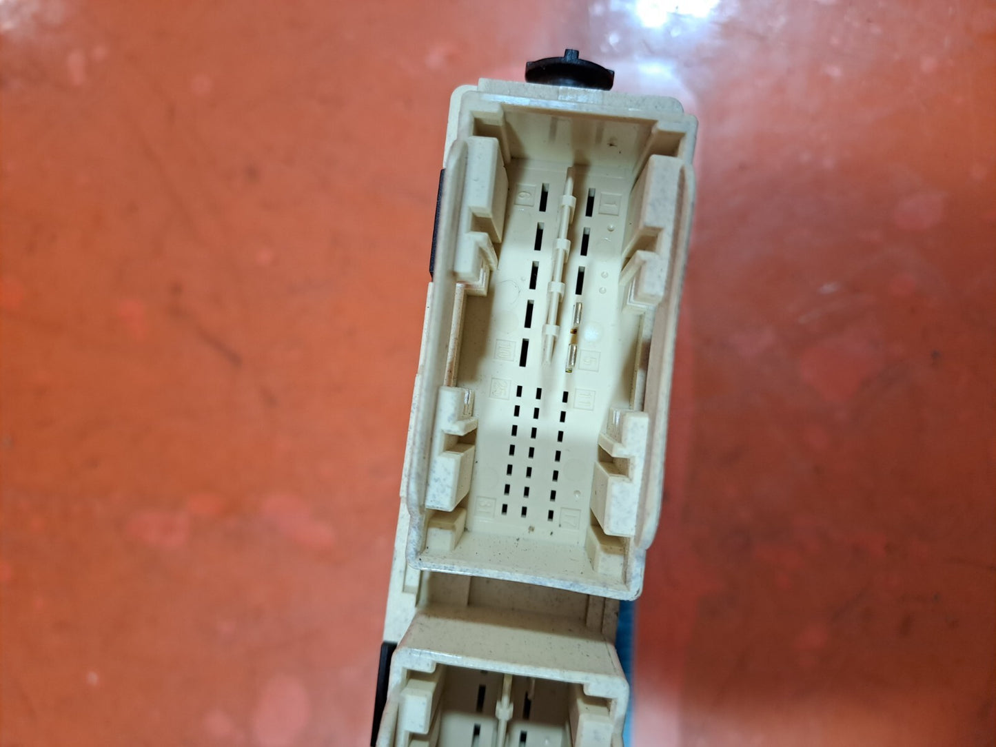 ebay-src:https://i.ebayimg.com/00/s/mtiwmfgxnjaw/z/03waaosw4v5npkjs/$_57.jpg