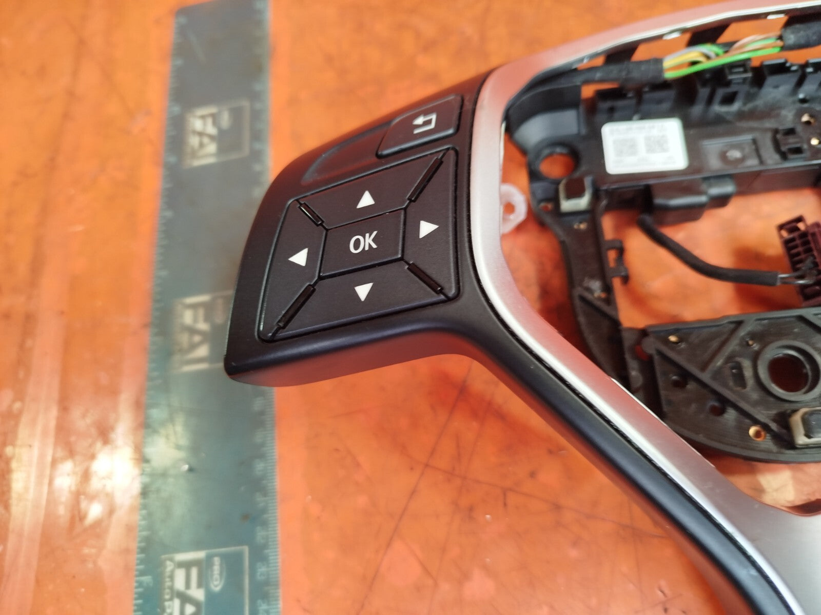 ebay-src:https://i.ebayimg.com/00/s/mtiwmfgxnjaw/z/i30aaoswgcpouhzi/$_57.jpg