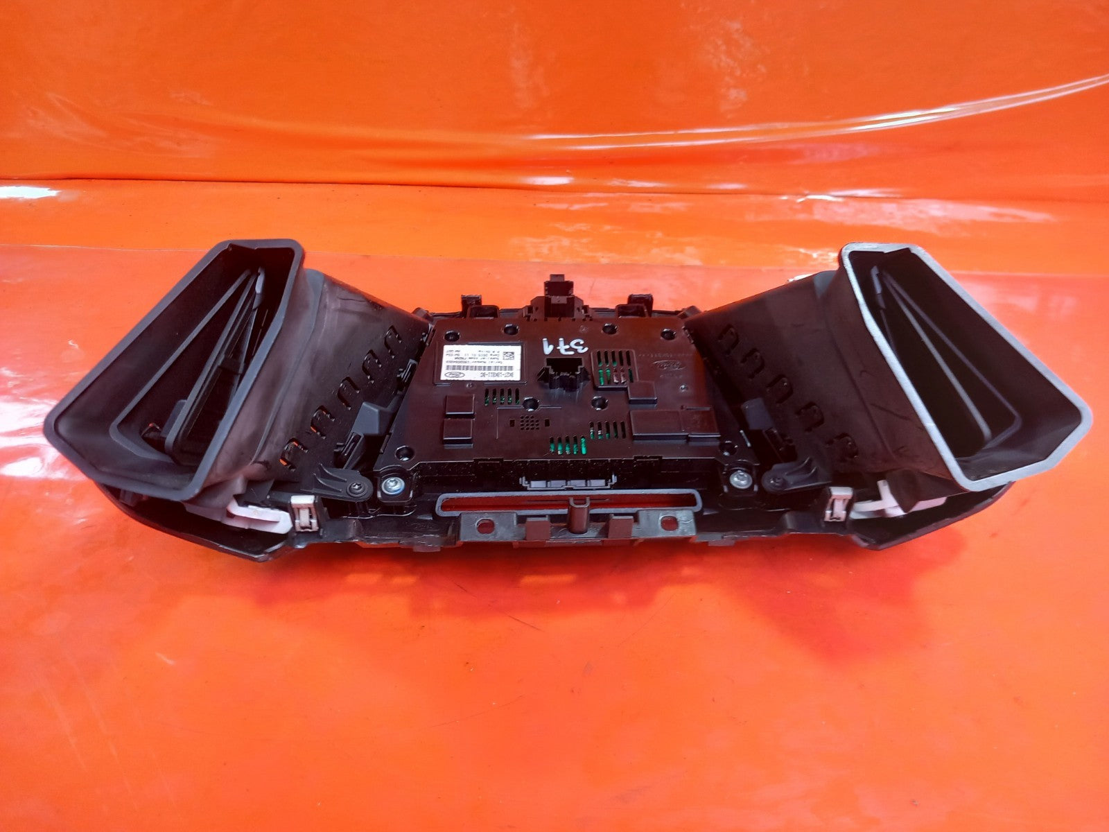 Ford Tourneo Custom 2.2 Diesel 2015 Radio Control Switch Panel BK2T18K811BC A371 - Image 10