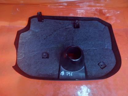 2025 Land Rover Defender L663 3.0 Diesel Engine Cover M8B2-6A949-BD A396 - Image 7