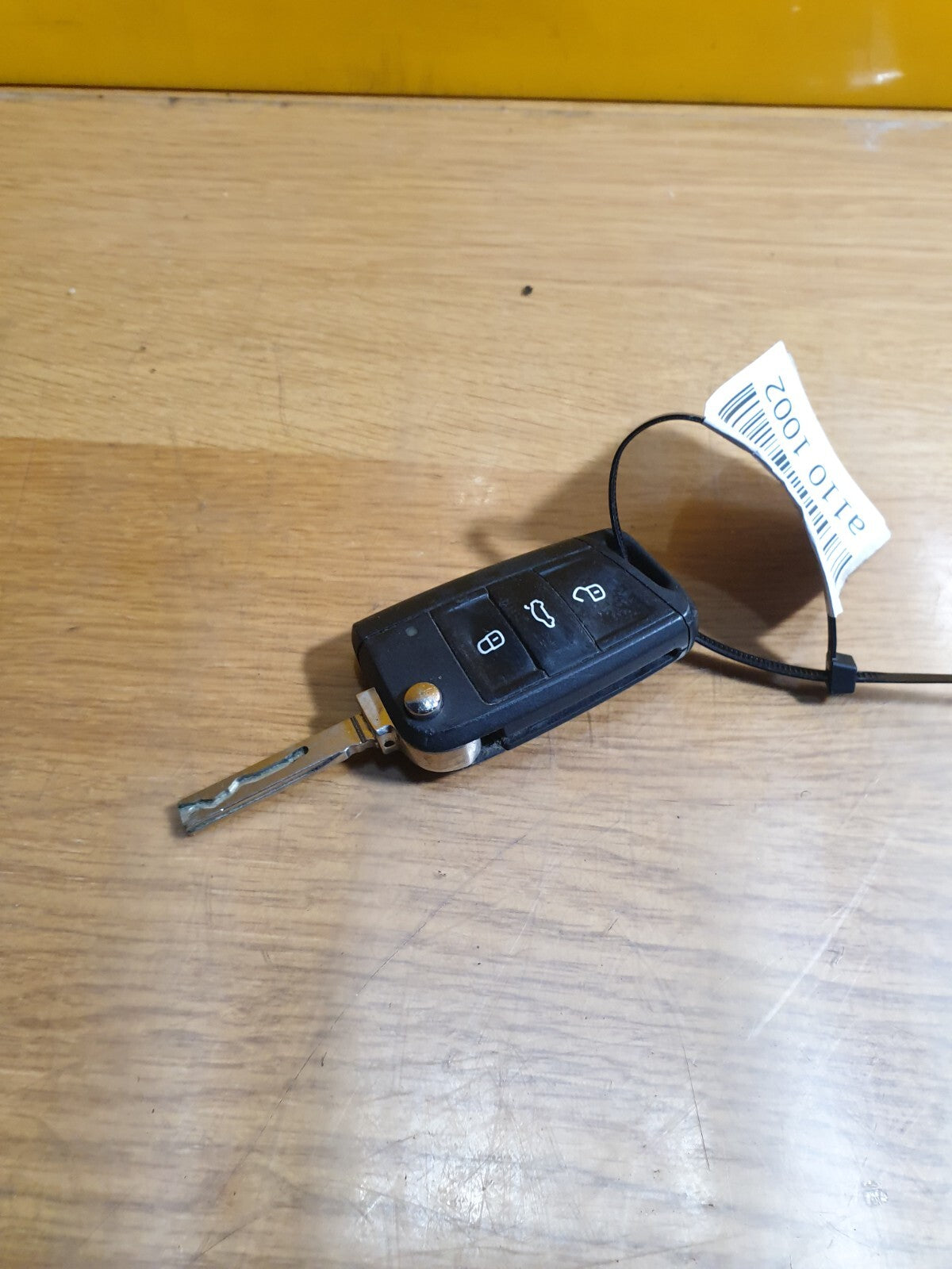 ✅2018 Skoda Fabia MK3 Monte Carlo 3 Button Remote Flip Key Fob + Warranty A110 - Image 11