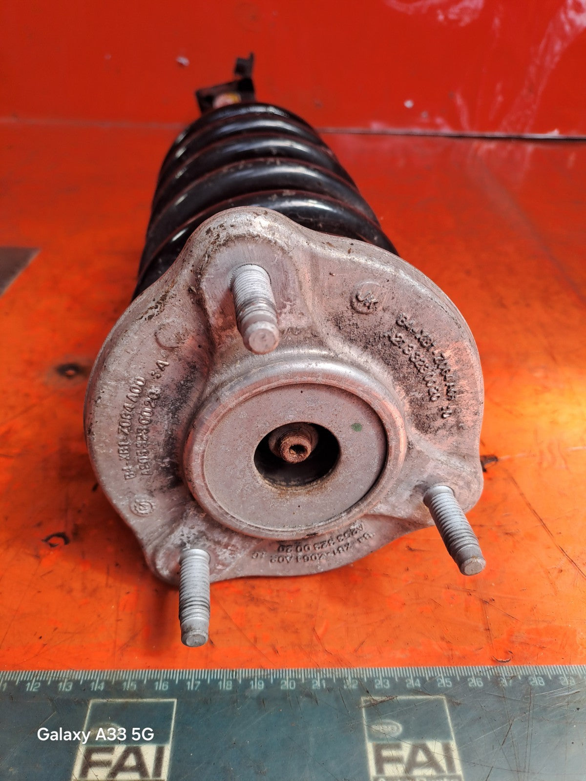 ✅MERCEDES W205 C200 2.0 PETROL 2015 FRONT RIGHT/LEFT SHOCK ABSORBER A2053200713 - Image 2