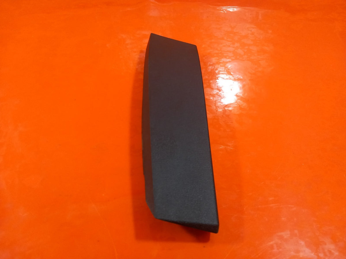 BMW F40 116D 1.5 Diesel 2021 Glove Box Lower Trim Cover 6994859 Warranty A365 - Image 5
