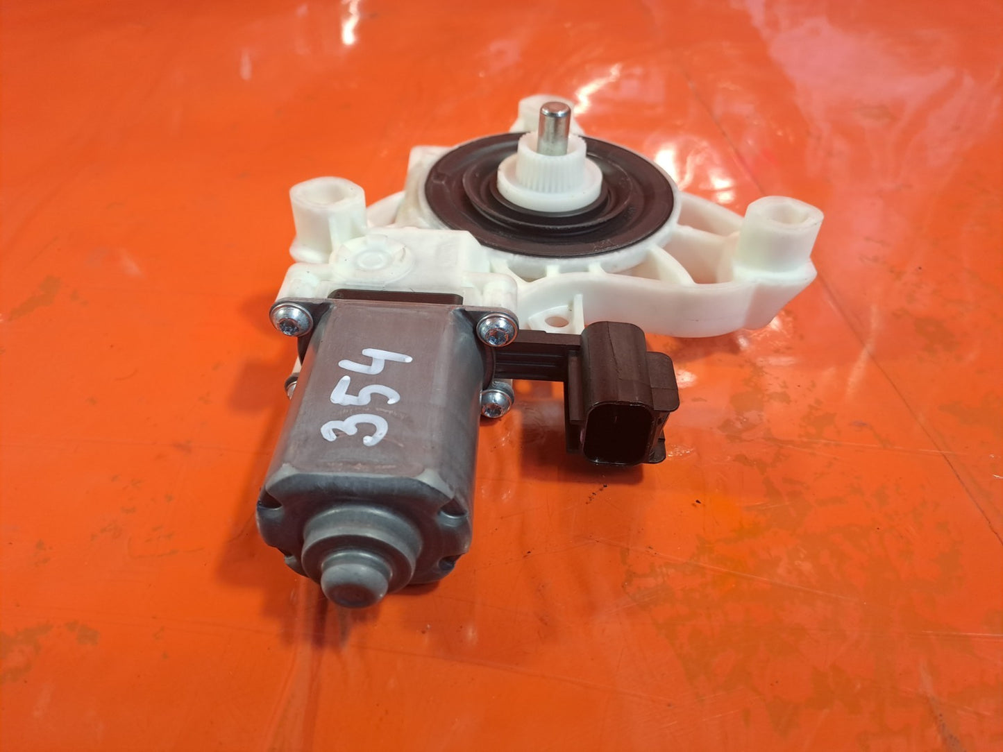 ✅2019 Ford Focus MK4 ST-Line Front Left Window Motor JX7B-14553-BA Warranty A354 - Image 5