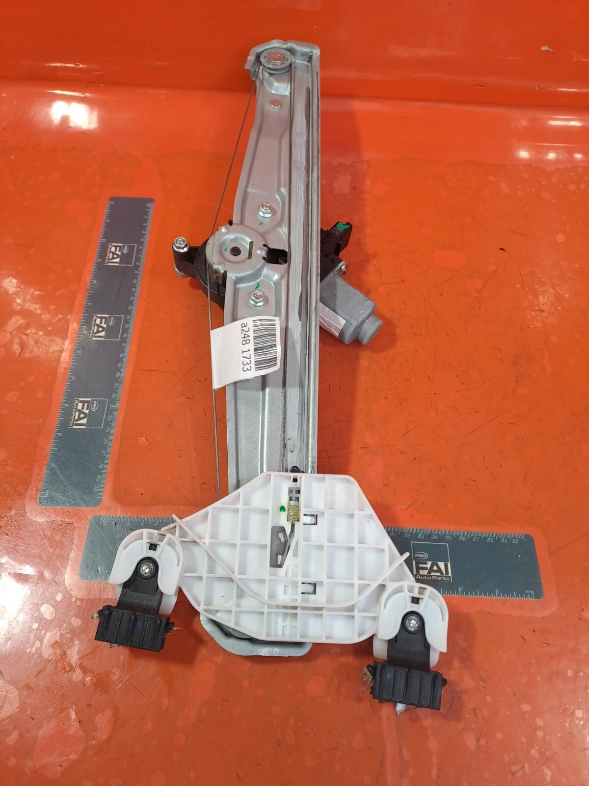 ebay-src:https://i.ebayimg.com/00/s/mtywmfgxmjaw/z/smoaaoswlh5nxtrq/$_57.jpg