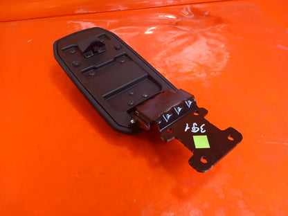 2024 Dacia Jogger Centre Console Armrest 969205235R Warranty A391 - Image 10